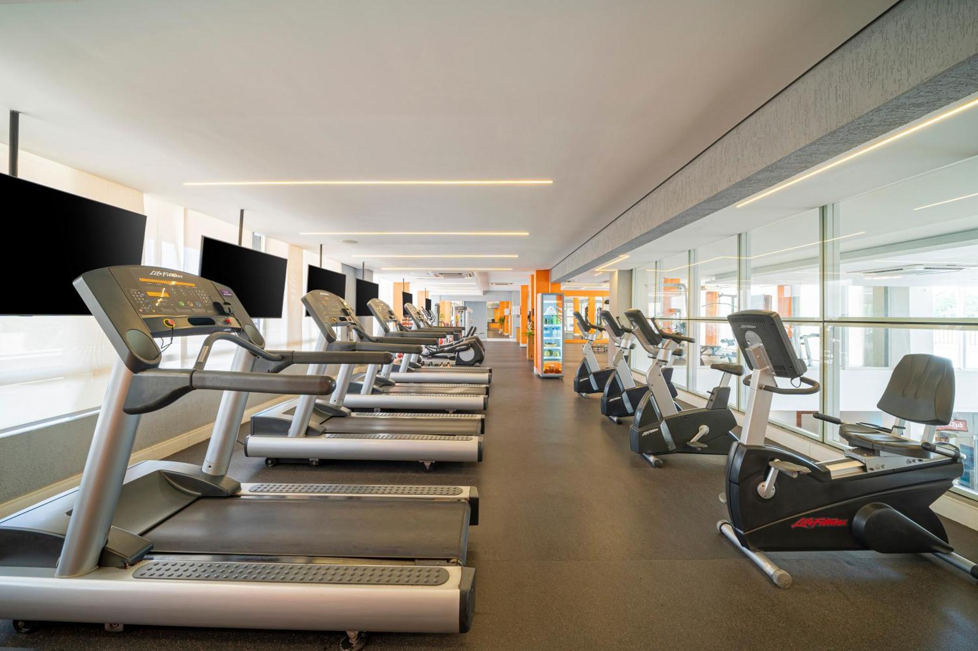 Beach Park Resort - Wellness Акірас Екстер'єр фото