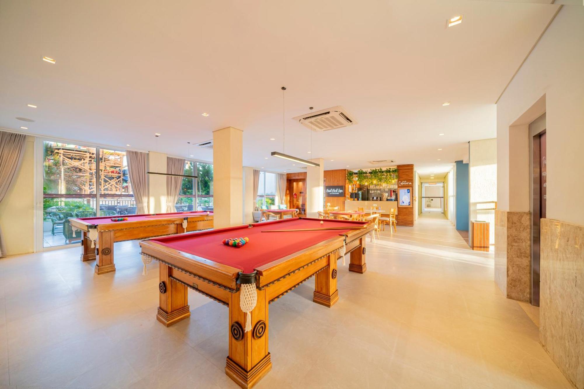 Beach Park Resort - Wellness Акірас Екстер'єр фото